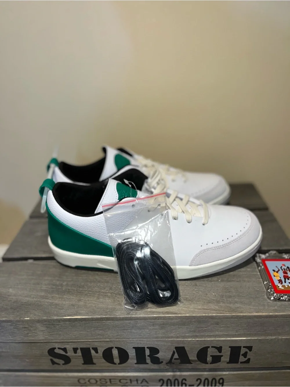 Jordan Women’s White and Green Low-Top Sneaker Sz. 10.5 - Picture 3 of 8